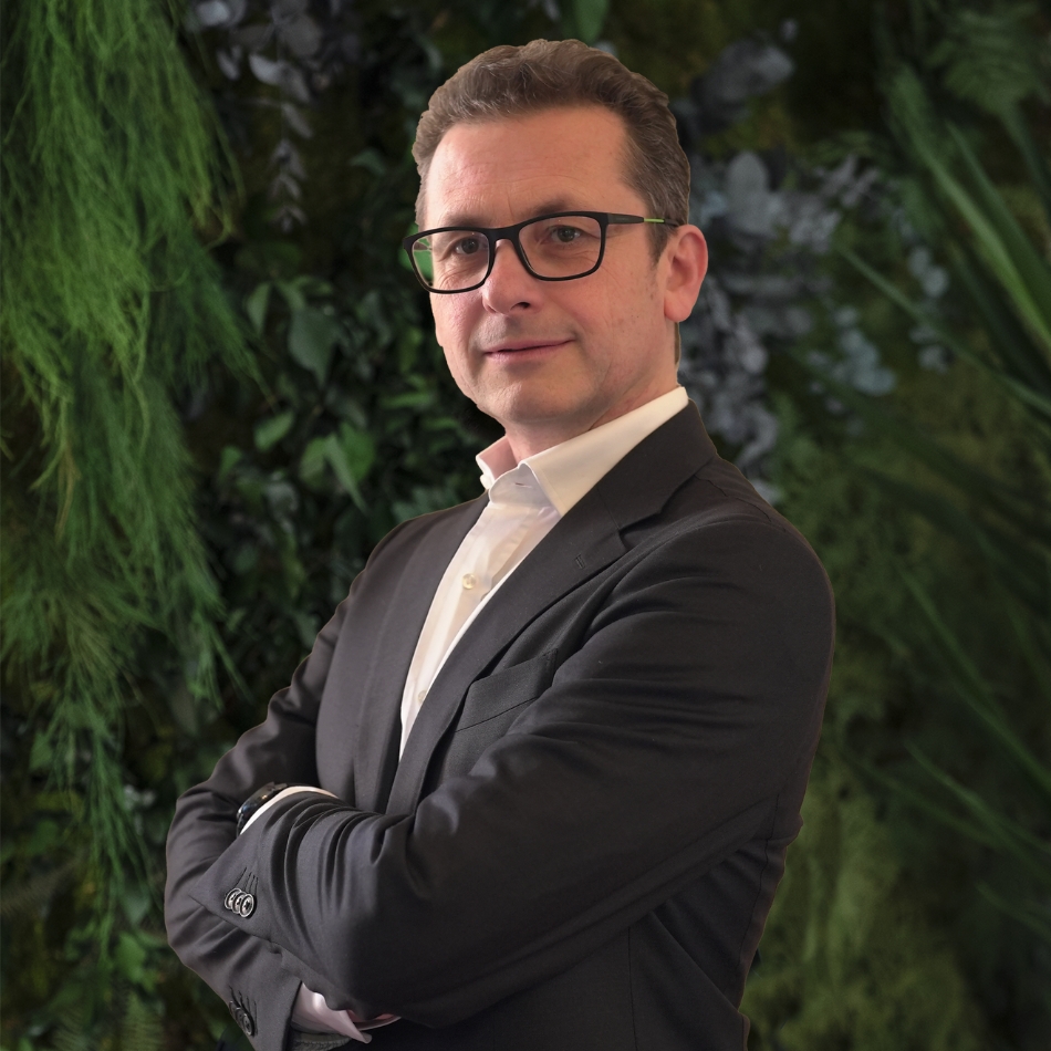 Lorenzo Pavarelli Manager Lenovys